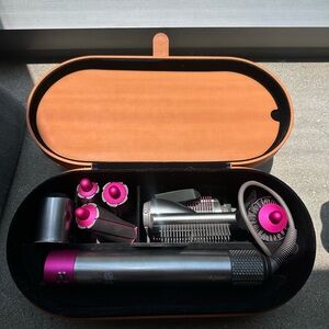 Dyson Airwrap Fuschia